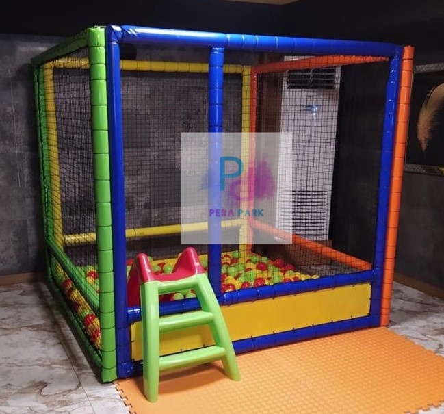 200x200 cm Top Havuzu