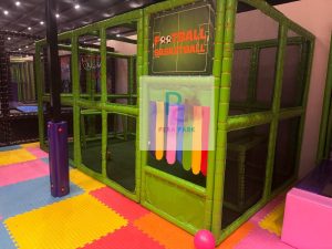 Futbol & Basketbol Alanı